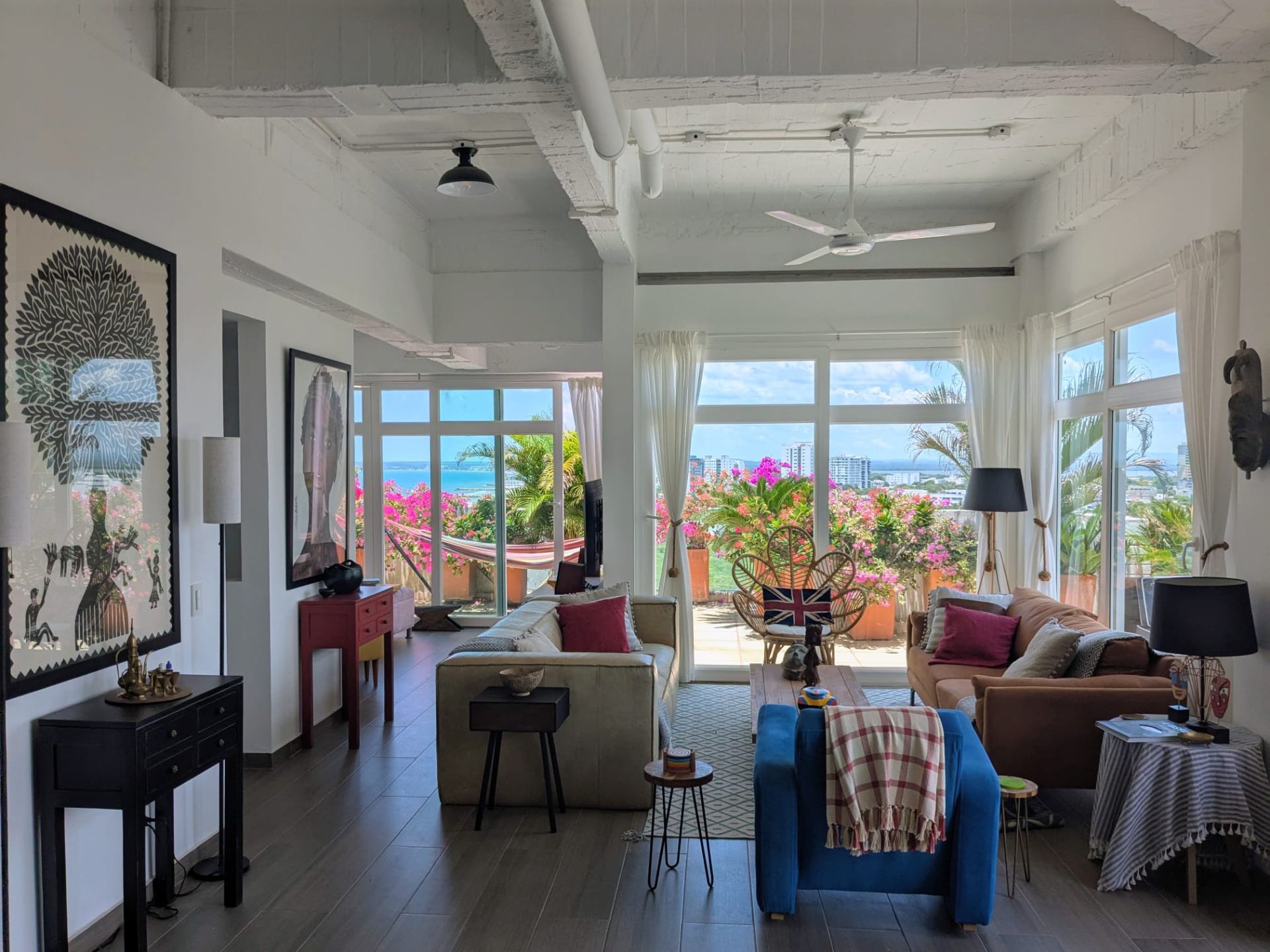 Living room — view 1